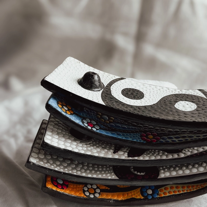 bruciaincenso dipinto in terracotta